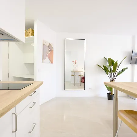 Veramar - Terrace, Pool & Parking By 10tosea *